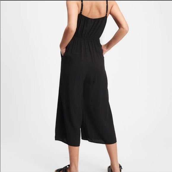 GAP Women's Green Squareneck Jumpsuit Cropped One Piece Tank Romper NWT - Picture 6 of 7